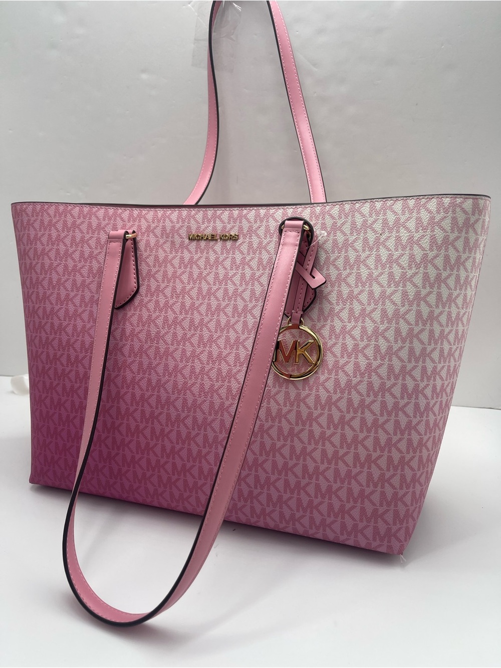 MICHAEL MICHAEL KORS SHEILA
CARNATION LG TOTE bag & Double Zip Ombré Lg Wallet - Picture 16 of 16